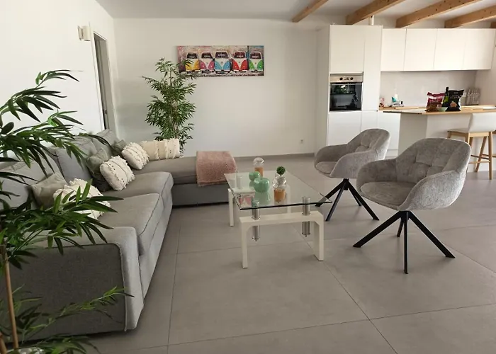 Вилла Calma Paraiso Jacuzzi Sea View *